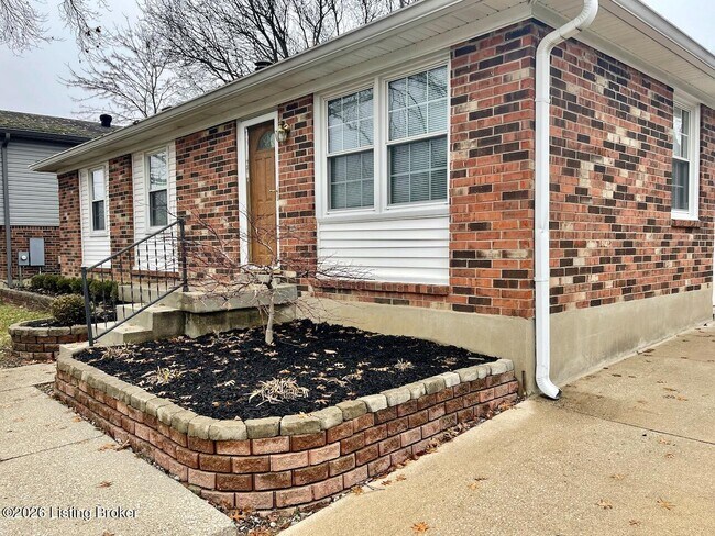Building Photo - 9019 Brandywyne Dr