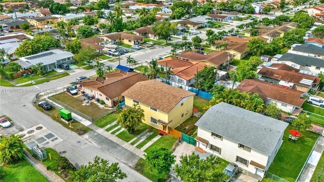 Photo - 508 SW 113th Ave Townhome