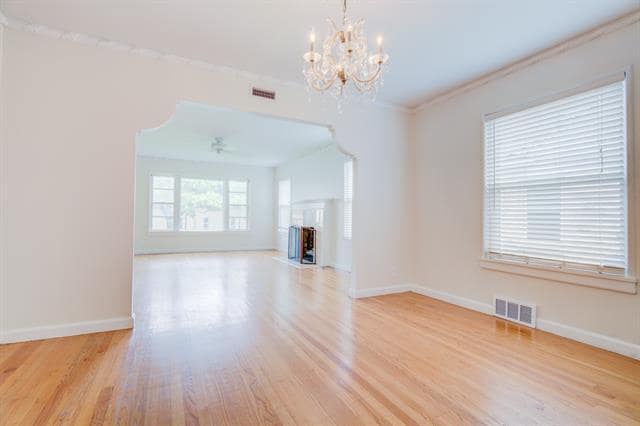 Foto del edificio - 6307 Kenwood Ave