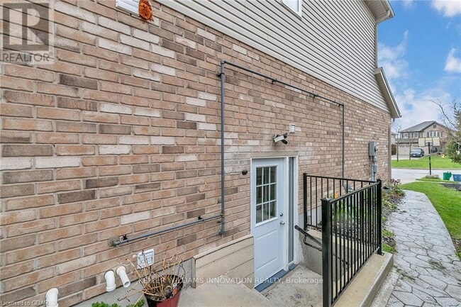 Photo du bâtiment - 916 Magdalena Ct