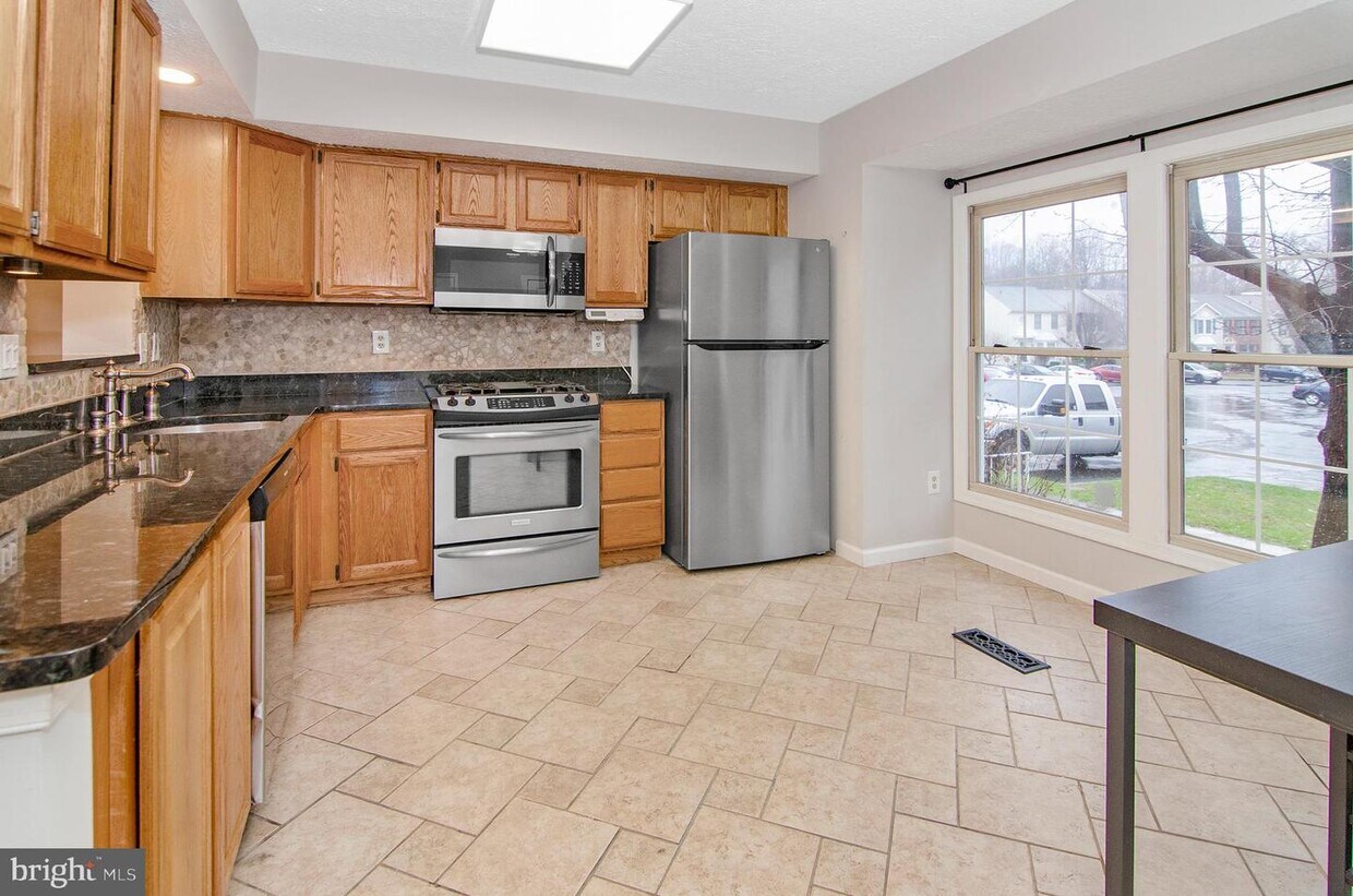 37 Cedarcone Ct, Nottingham, MD 21236 Townhome Rentals in Nottingham