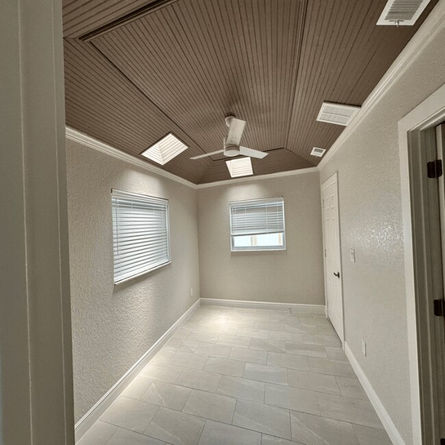 Foto del edificio - 515 69th Ave