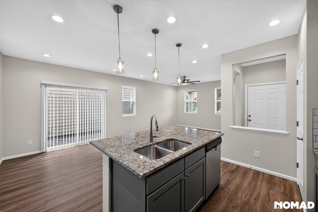 Foto del edificio - 4740 N Jasper St