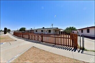 Building Photo - 10324 Newport Dr