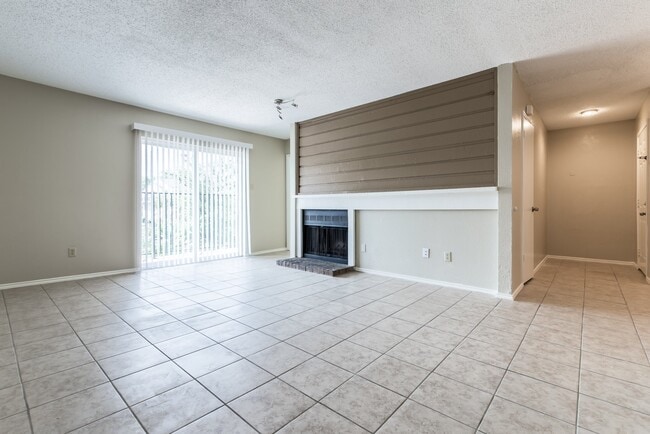 Photo - 8109 Skillman St (Dallas, TX) Apartment