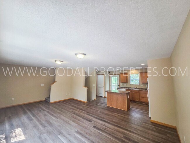 Foto del edificio - 15305 Townsend Ave