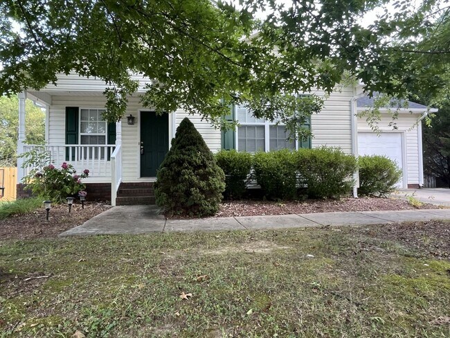 Foto del edificio - Great 3 Bed, 2 Bath Ranch home in Concord'...
