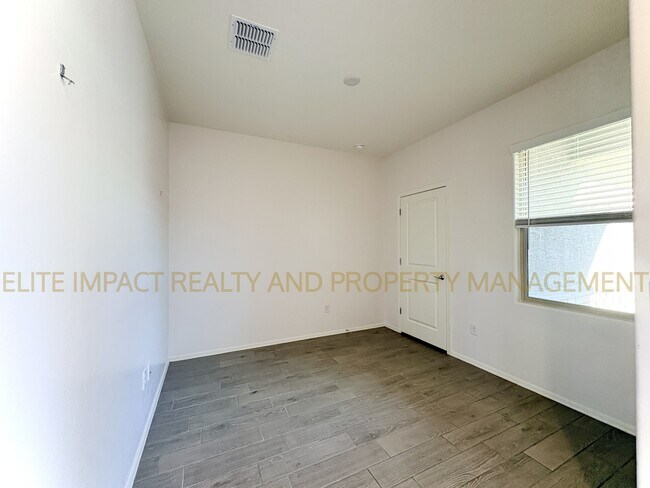 Foto del edificio - 6638 E Via Jardin Verde