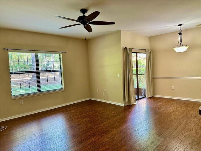 Building Photo - 2209 Portofino Pl