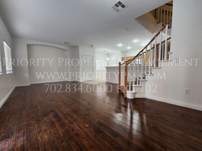 Foto del edificio - ~3 Bedroom Northwest Townhome ~ 1400sq. ft...