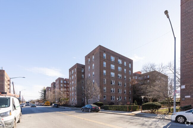 Building Photo - 3310 Avenue H