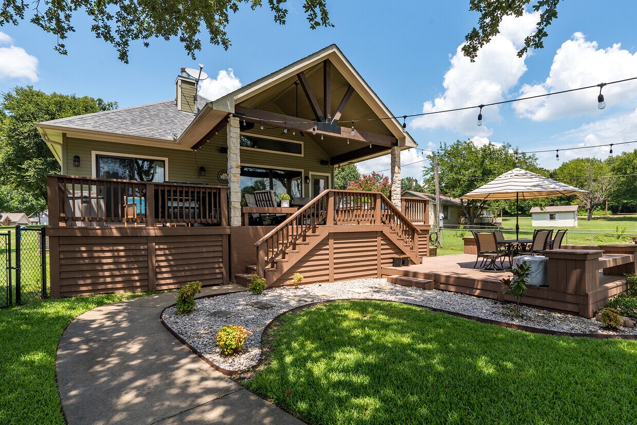 Foto principal - 120 Excalibur Cir