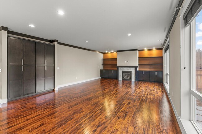 Building Photo - Backyard Putting Green + Outdoor Fireplace | Comfortable Puyallup Rental