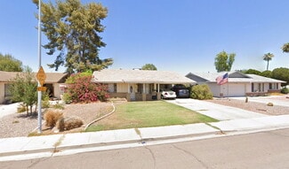 Building Photo - 2534 E Riviera Dr