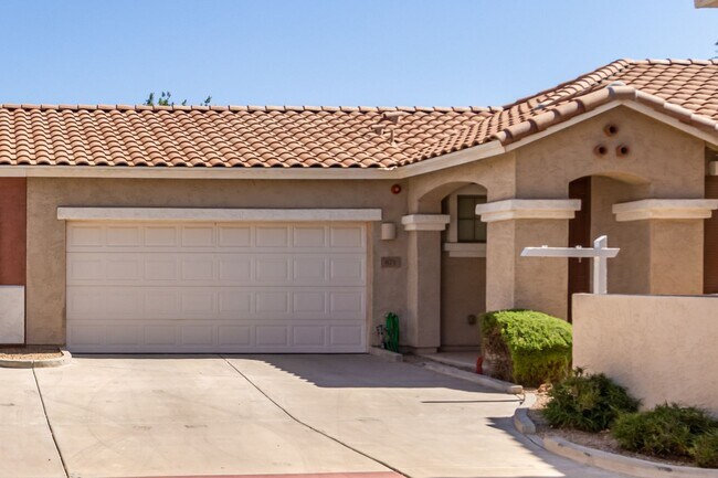 Foto del edificio - 3 Bedroom, 2 bath home in the heart of Gilbert!