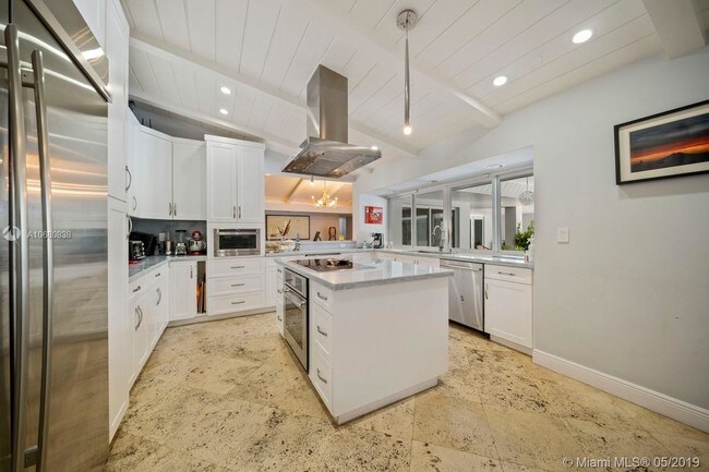 Foto del edificio - 15605 SW 73rd Ct