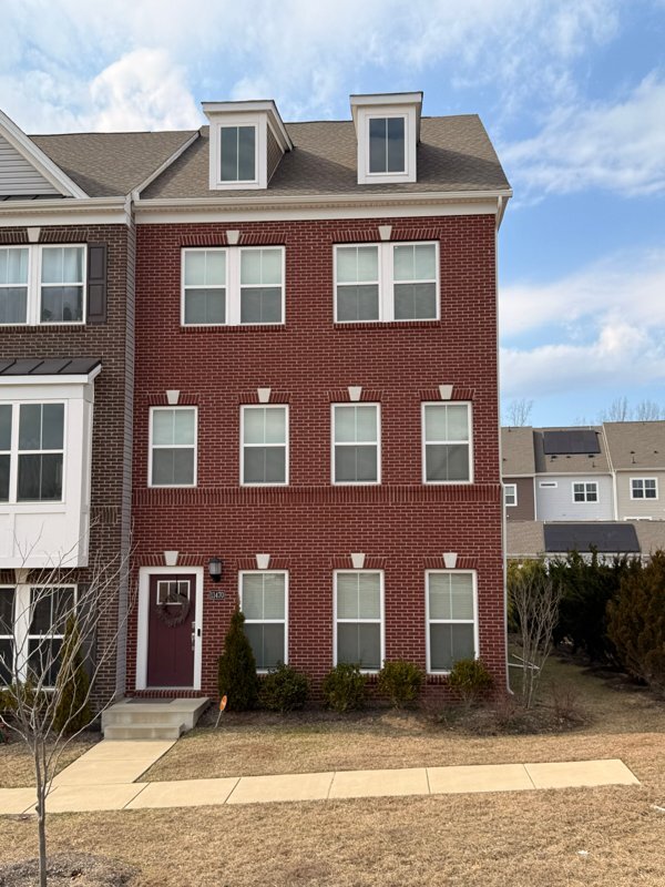 Building Photo - 11470 St Luke Dr