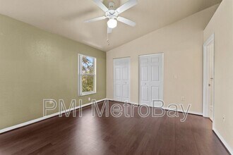 Building Photo - 5039 Sunridge Palms Dr