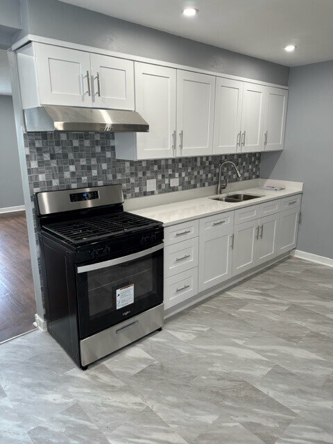 Building Photo - 4844 Mulford St