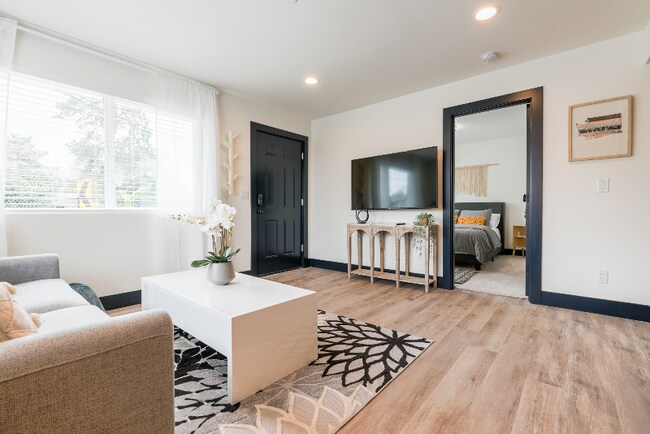 Foto del edificio - 10009 Des Moines Memorial Dr S