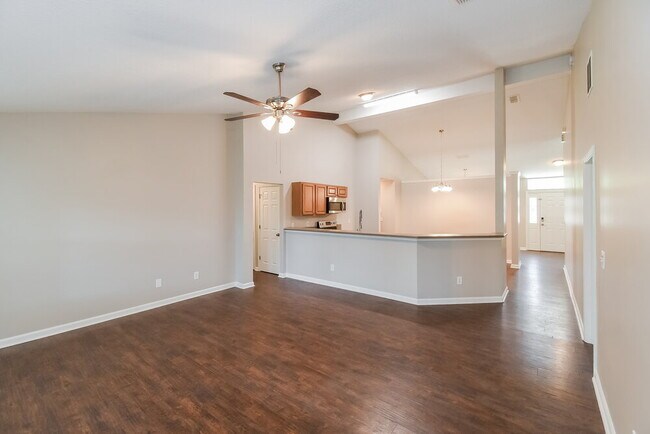 Foto del edificio - 2760 Cold Creek Blvd
