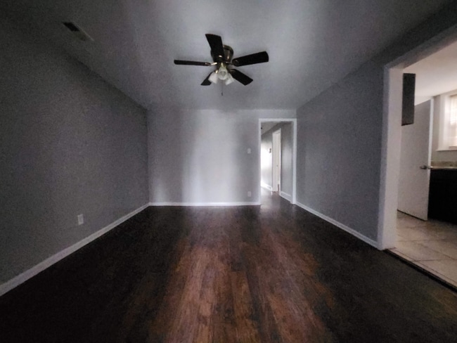 Foto del edificio - 8137 S Evans Ave