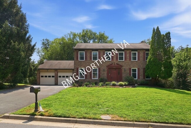 Photo - 1846 Clovermeadow Dr- House