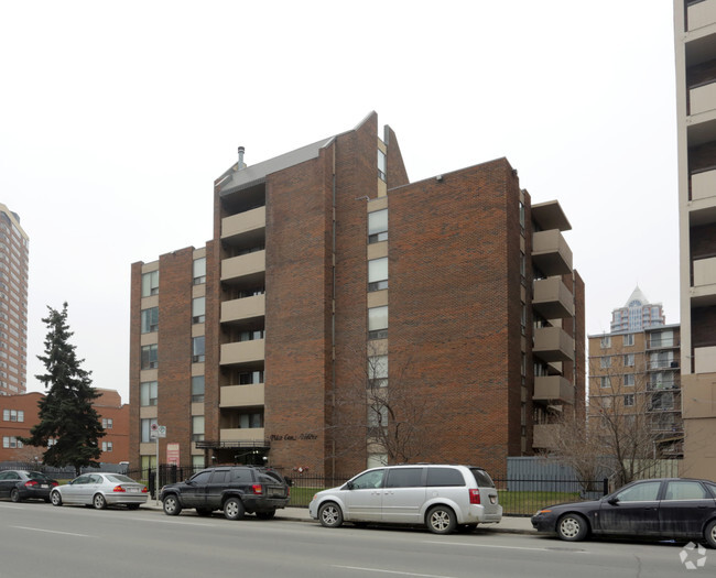 Building Photo - Place Cam Helene