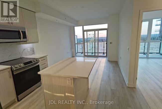 Photo du bâtiment - 75 Oneida Crescent