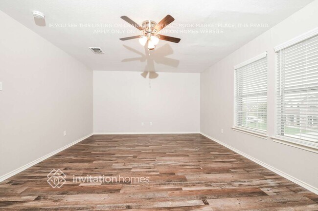 Foto del edificio - 216 Cedar Crest Dr