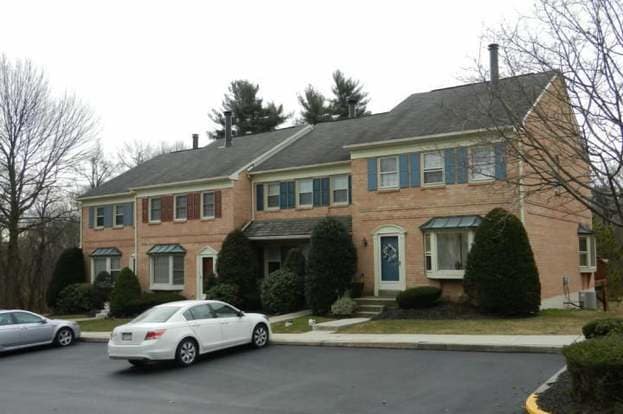 Building Photo - 348 Jefferson Ct