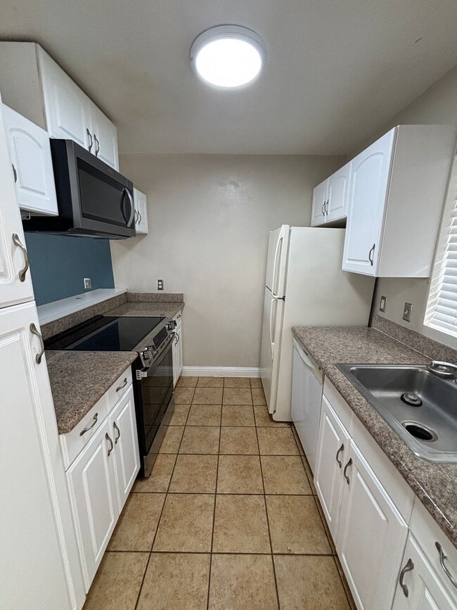 Foto del edificio - Parkglen at Waikele - 2/2/2 - $2,700