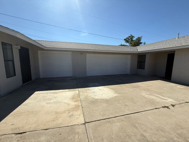 Building Photo - 2 ON 1 PROPERTY in ALPINE! 3BR/2BA home PL...