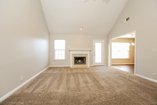 Building Photo - 151 Mary Joe Martin Dr