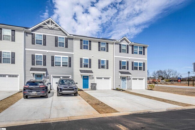 Building Photo - 102 Verdant Leaf Wy