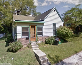 Building Photo - 305 S Euclid Ave