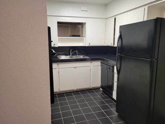Foto del edificio - 4220 Cole Ave