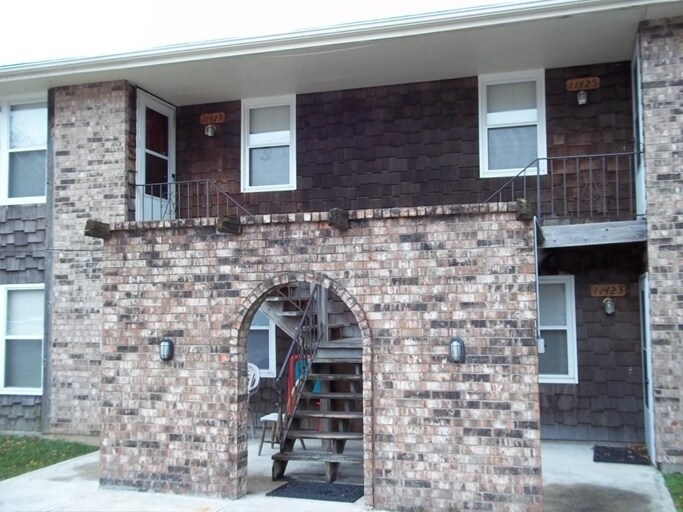 Primary Photo - 11423 E 71st St