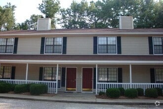 Building Photo - 610 Archdale Dr