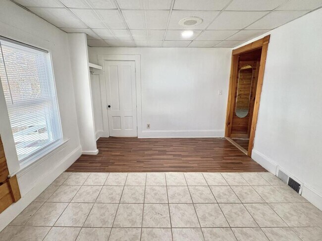 Foto del edificio - 7 Howe St