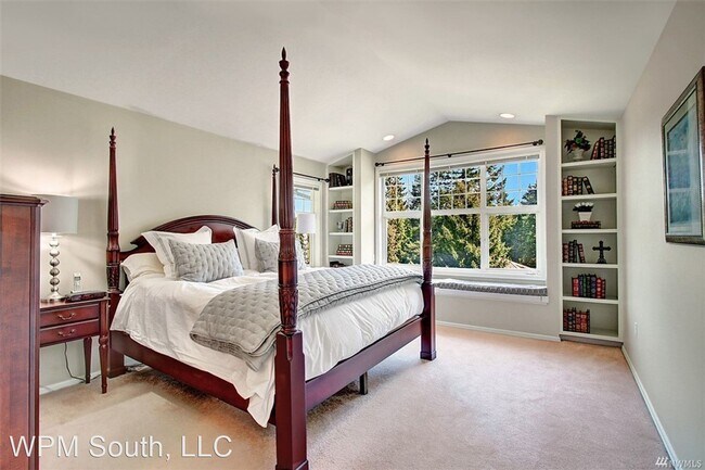 Building Photo - 4 br, 2.5 bath House - 17525 190th Ave SE