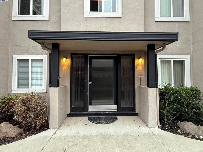 Foto del edificio - 520 Bancroft Ave