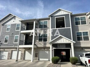 Building Photo - 14488 S Selvig Way