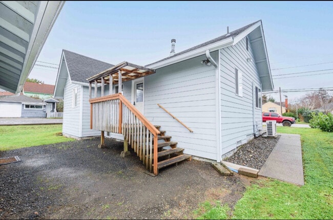 Foto del edificio - 3314 Sherman Ave