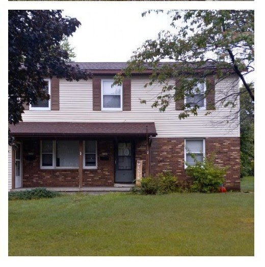 Building Photo - 2124 Vermont Ave