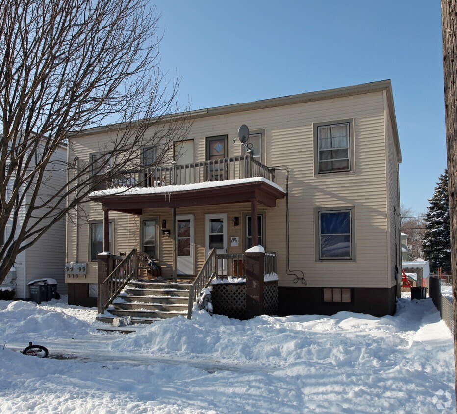 Primary Photo - 6720 25th Ave