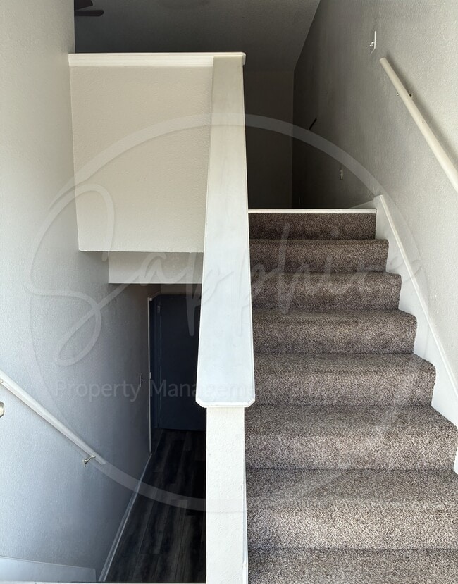 Foto del edificio - 5623 N Northwood Terrace