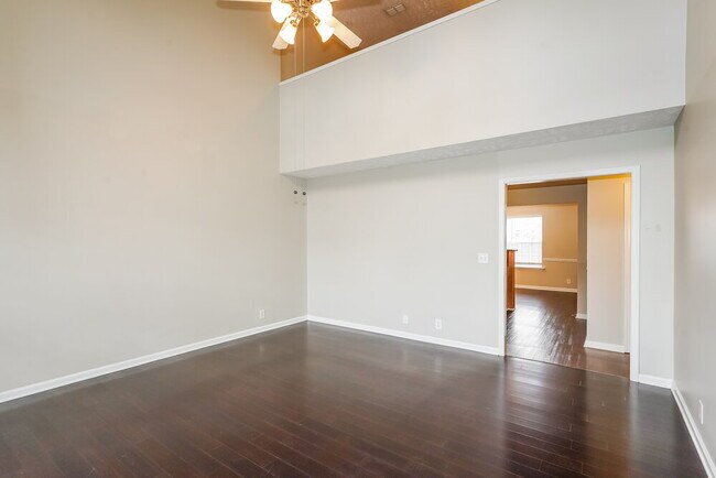 Foto del edificio - 109 Tulip Grove Point