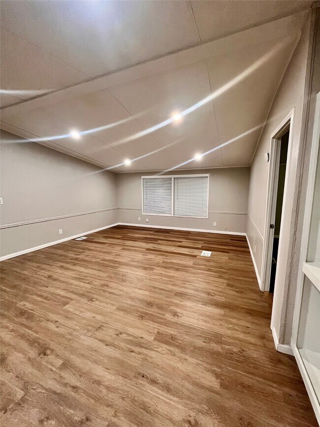 Foto del edificio - 26950 Hondo Cir