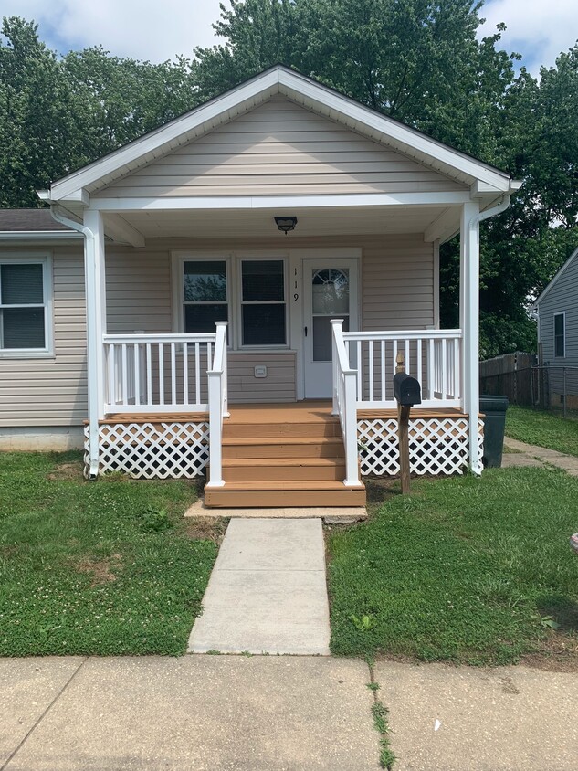 Primary Photo - 119 Wilson St